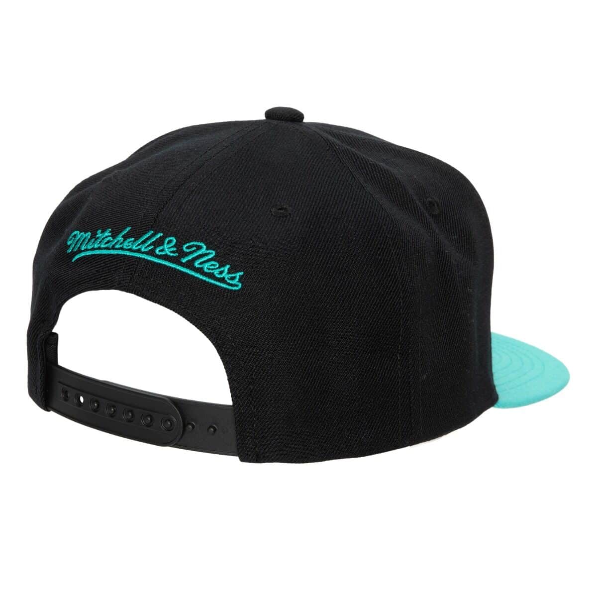 San Antonio Spurs HWC Team Script 2.0 Black Mitchell & Ness Snapback Hat product image 2, provided for visual reference and