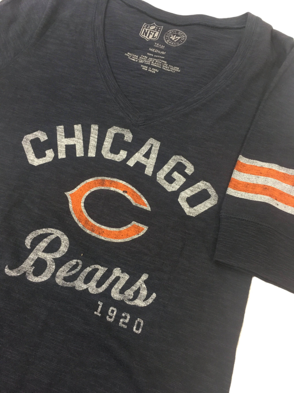 Womens Chicago Bears Fall Navy Midfield Scrum T-Shirt product image 2, provided for visual reference and product detail
