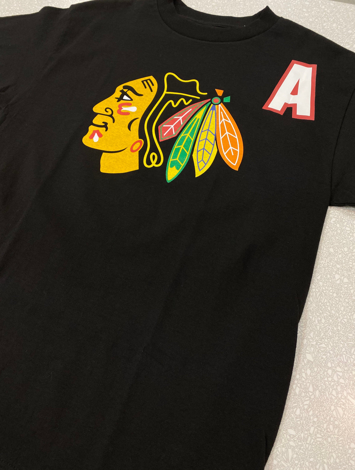 Chicago Blackhawks Bobby Hull Black Player T-Shirt for Men product image 2, provided for visual reference and product detail