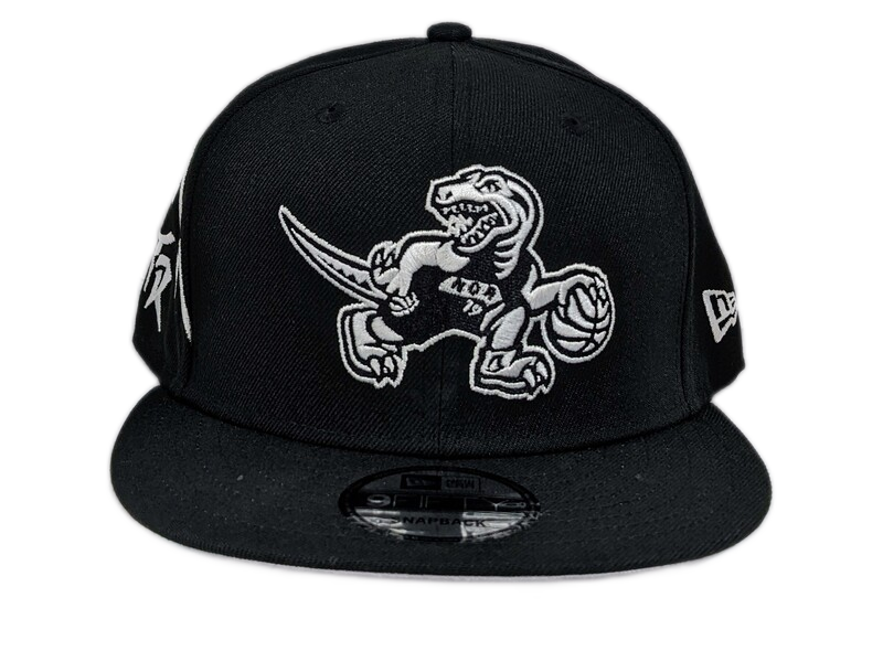Toronto Raptors New Era 9FIFTY 2021-2022 City Edition Black Snapback Hat for Men product image 2, provided for visual