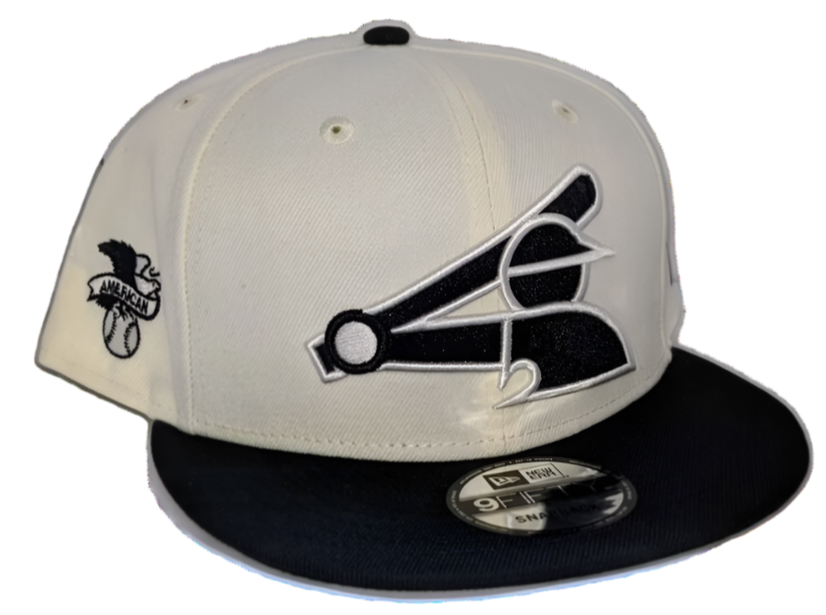Chicago White Sox New Era Batterman 2 Tone Chrome/Black 9FIFTY Snapback Adjustable Hat product image 1, provided for visual