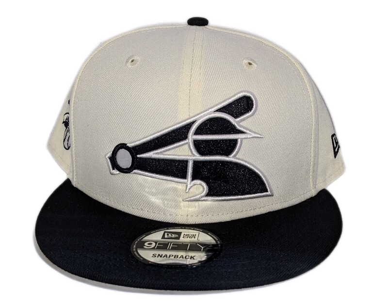 Chicago White Sox New Era Batterman 2 Tone Chrome/Black 9FIFTY Snapback Adjustable Hat product image 2, provided for visual