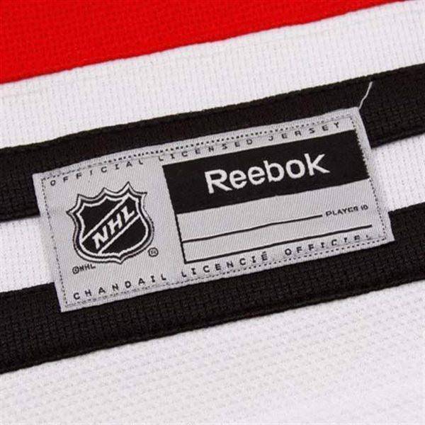 Womens Chicago Blackhawks Jonathan Toews Reebok Home Replica Jersey product image 6, provided for visual reference and