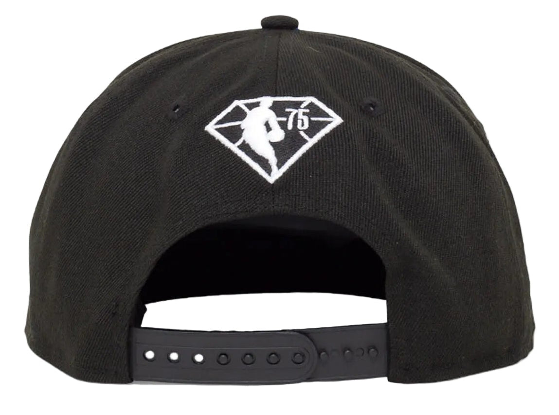 Chicago Bulls 2021-2022 City Edition Trophy's Black New Era 9FIFTY Snapback Hat for Men product image 4, provided for visual
