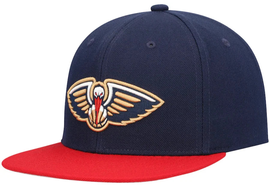 Mitchell & Ness Navy/Red New Orleans Pelicans Team Two-Tone 2.0 Snapback Hat for Men product image 1, provided for visual