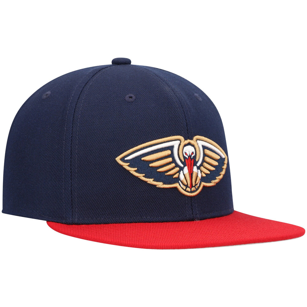 Mitchell & Ness Navy/Red New Orleans Pelicans Team Two-Tone 2.0 Snapback Hat for Men product image 3, provided for visual
