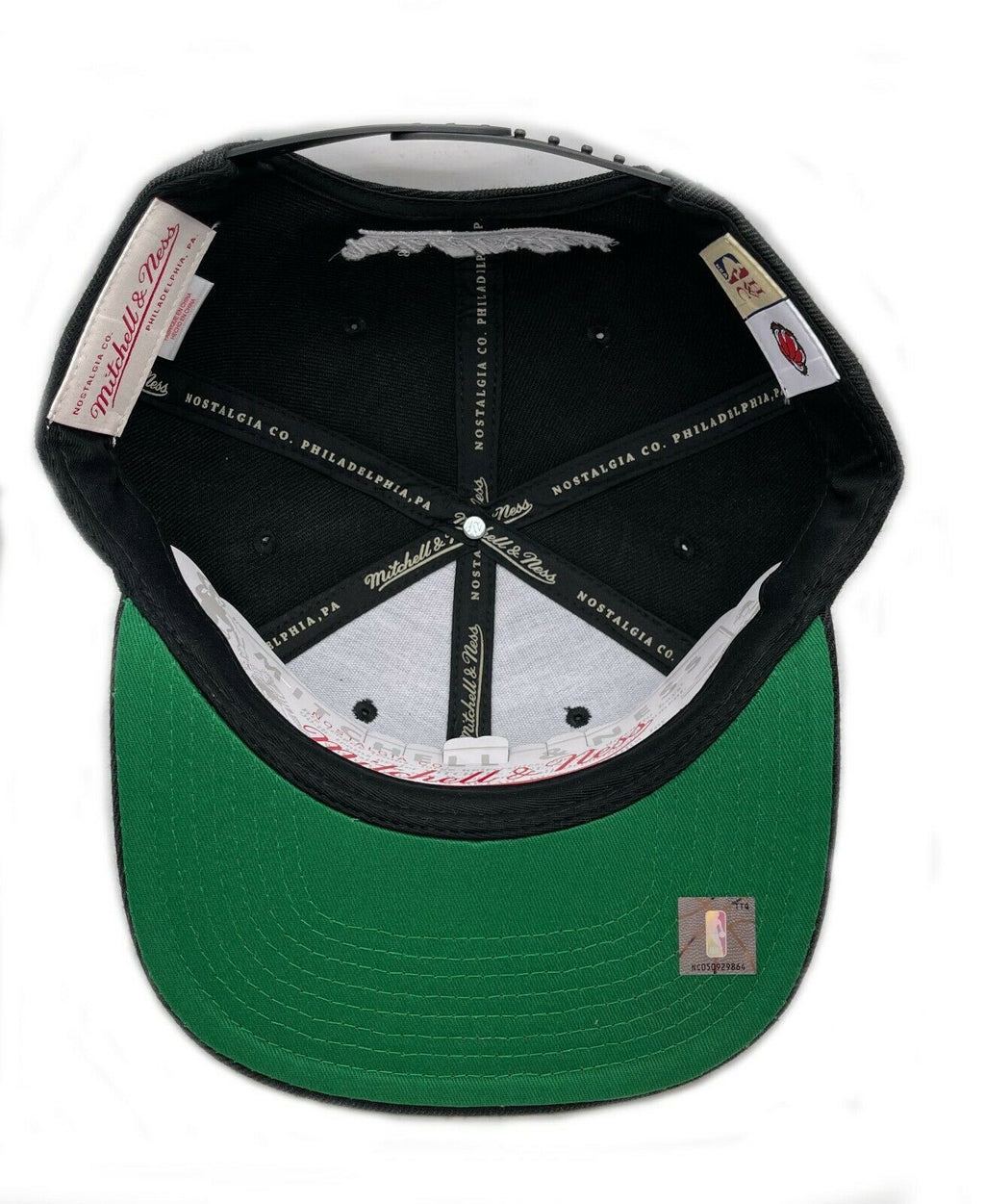 Vancouver Grizzlies Mitchell & Ness NBA XL BWG HWC Snapback Hat for Men product image 5, provided for visual reference and