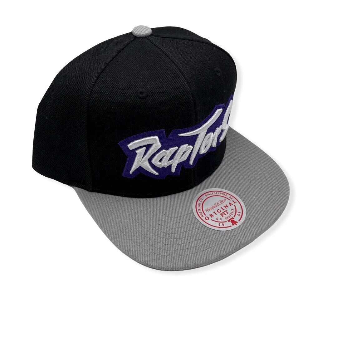 Toronto Raptors NBA Core Basic Script 2 Tone Black/Gray Mitchell & Ness Snapback Hat for Men product image 3, provided for