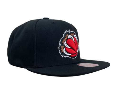 Vancouver Grizzlies Mitchell & Ness Black Alternate Core Basic Adjustable Snapback Hat for Men product image 2, provided for