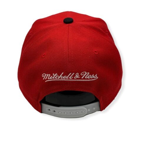 Miami Heat NBA 2 Tone Cardinal Red/White Mitchell & Ness Snapback Hat for Men product image 4, provided for visual reference