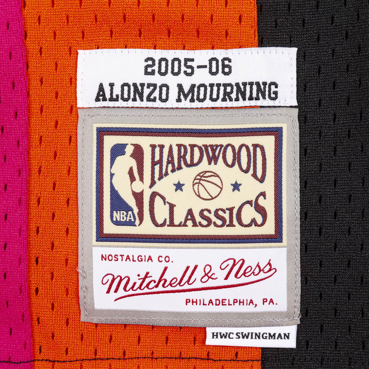 Alonzo Mourning Miami Heat Mitchell & Ness NBA 2005-06 Black Alternate Throwback Swingman Jersey for Men product image 4,
