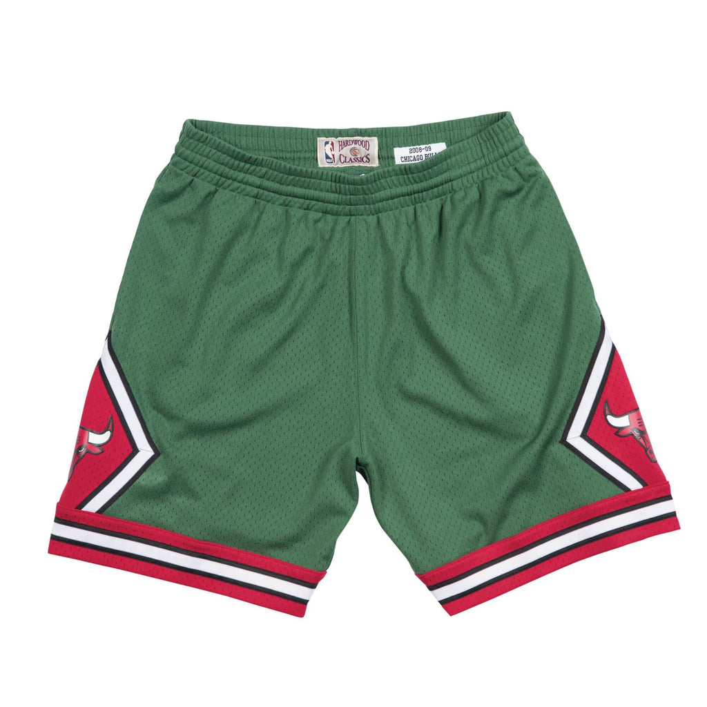 Chicago Bulls Mitchell & Ness Green 2008-2009 Hardwood Classics Swingman Shorts for Men product image 1, provided for visual