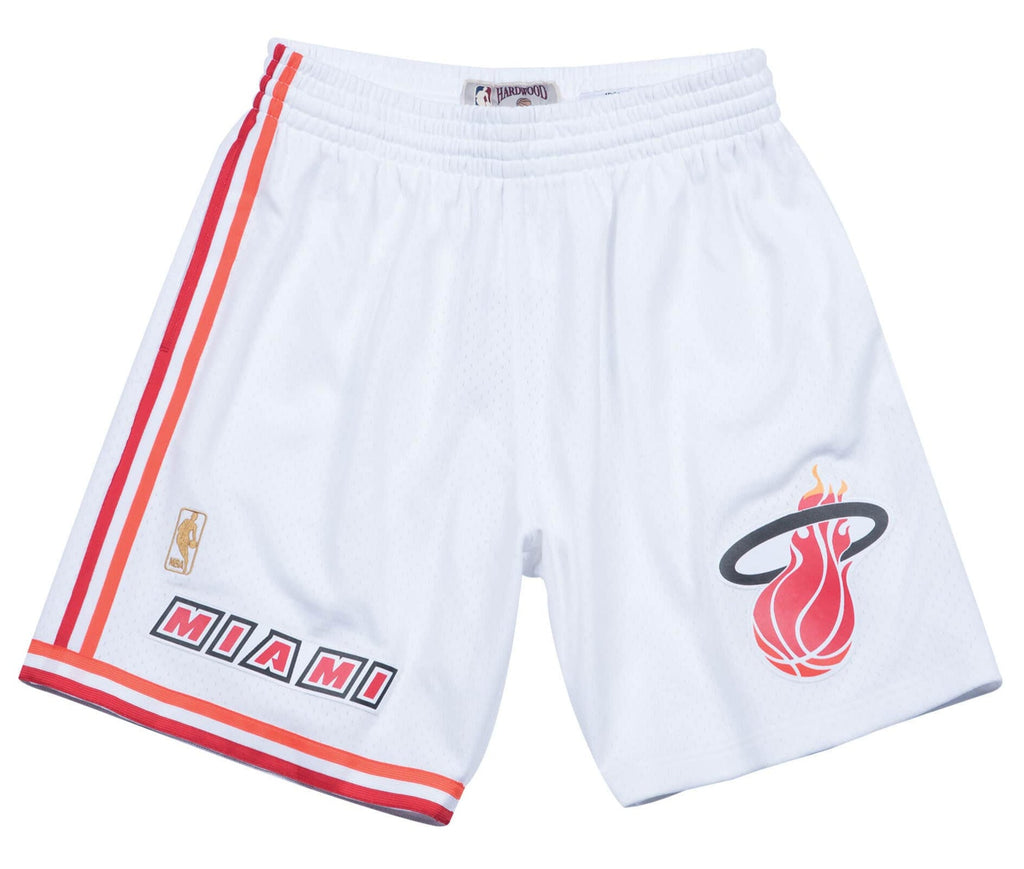 Miami Heat Mitchell and Ness Hardwood Classics White 1996-97 Swingman Shorts for Men product image 1, provided for visual