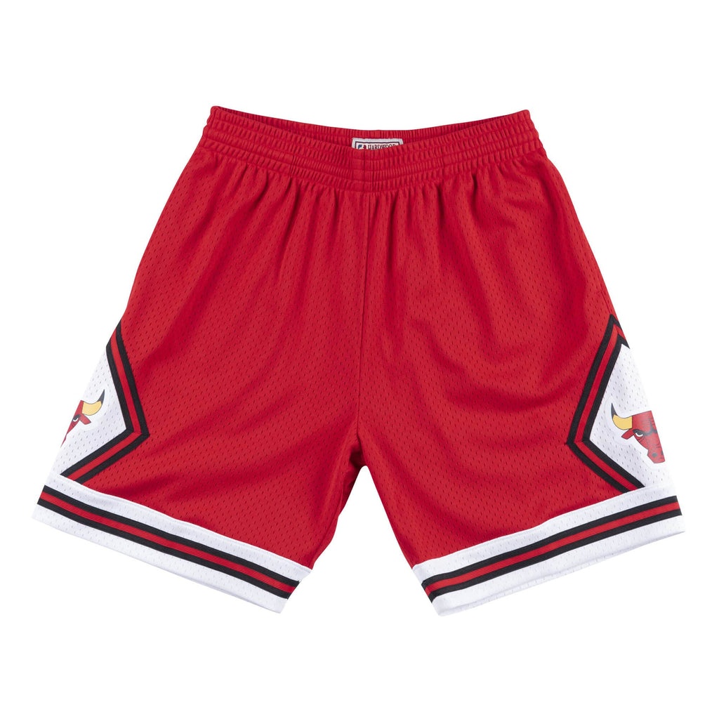 Chicago Bulls Mitchell & Ness Red 1975-76 Hardwood Classics Swingman Shorts for Men product image 1, provided for visual
