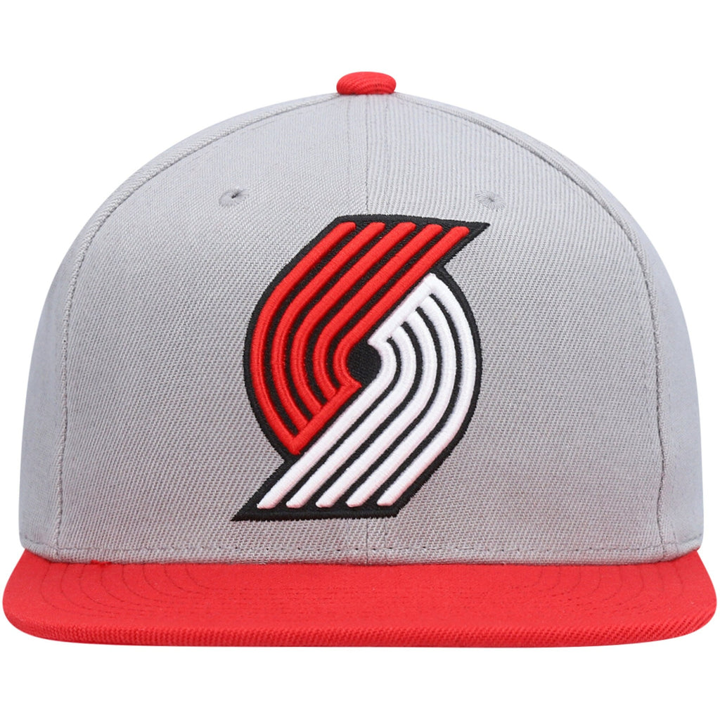 Mitchell & Ness Gray Portland Trail Blazers Core Basic Snapback Hat for Men product image 2, provided for visual reference