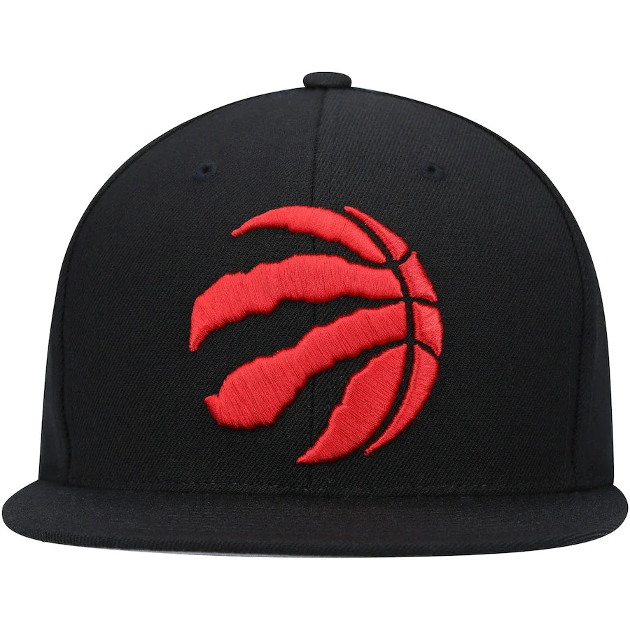 Toronto Raptors NBA Core Basic Black Mitchell & Ness Snapback Hat for Men product image 2, provided for visual reference and
