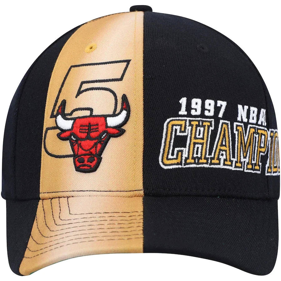 Chicago Bulls Mitchell & Ness Black Hardwood Classics 1997 NBA Champions Stretch Snapback Hat for Men product image 2,