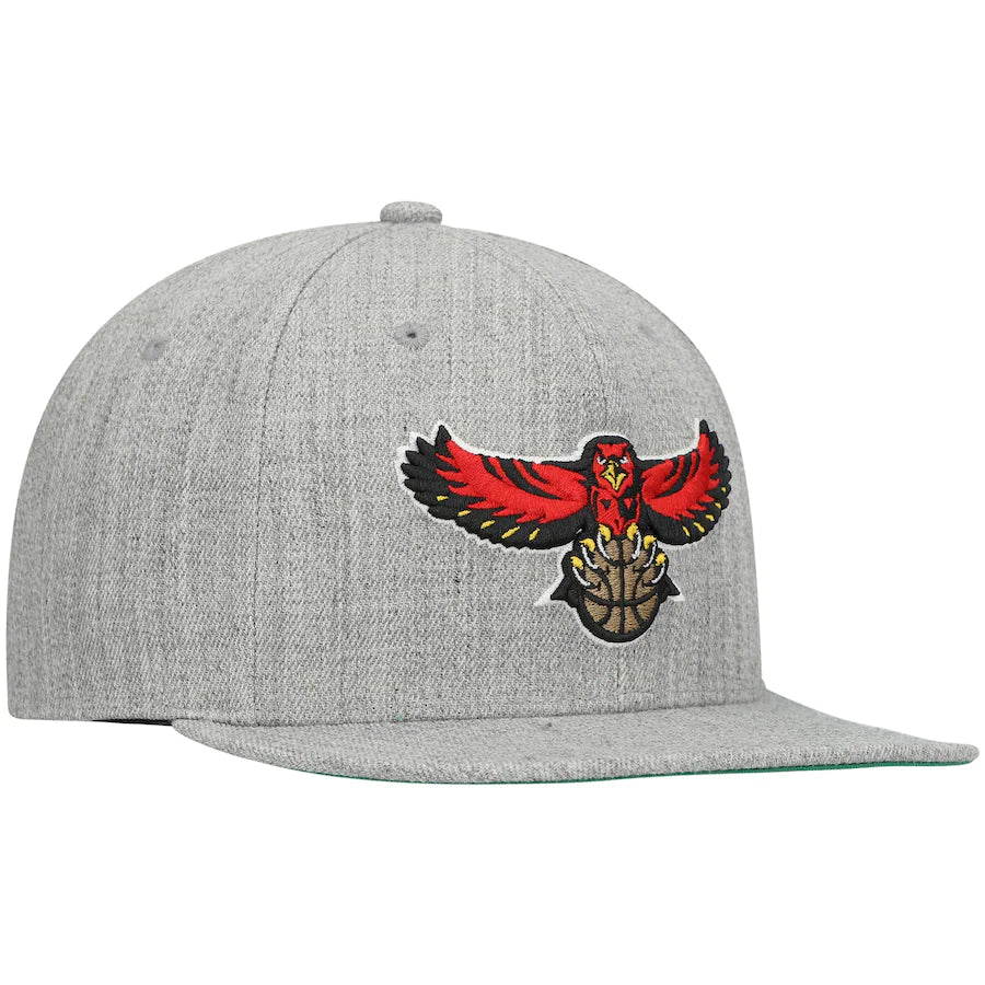 Atlanta Hawks Team Heathered Gray HWC 2.0 Mitchell & Ness Snapback Hat product image 3, provided for visual reference and
