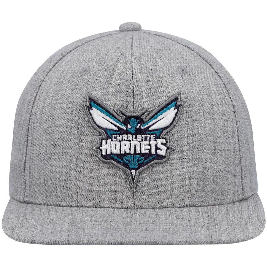 Charlotte Hornets Gray Heathered 2.0 Mitchell & Ness Snapback Hat product image 2, provided for visual reference and product