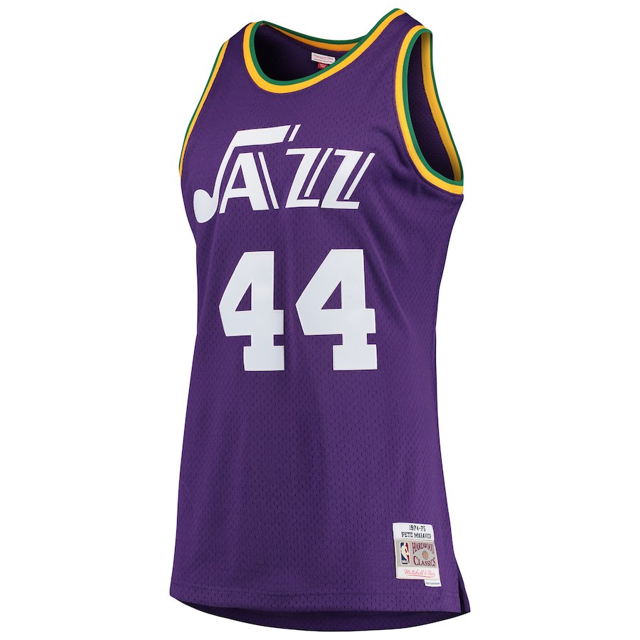 New Orleans Jazz "Pistol" Pete Maravich Mitchell & Ness Purple Swingman Jersey for Men product image 2, provided for visual