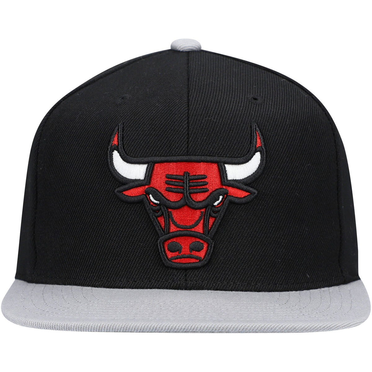 Mitchell & Ness Chicago Bulls Core Black/ Gray Adjustable Snapback Hat for Men product image 2, provided for visual