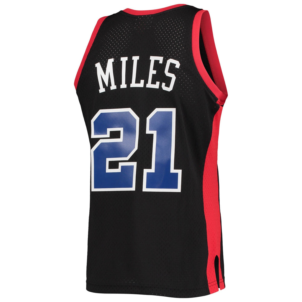 LA Clippers Darius Miles Mitchell & Ness Black Hardwood Classics Reload 2.0 Swingman Jersey for Men product image 3,