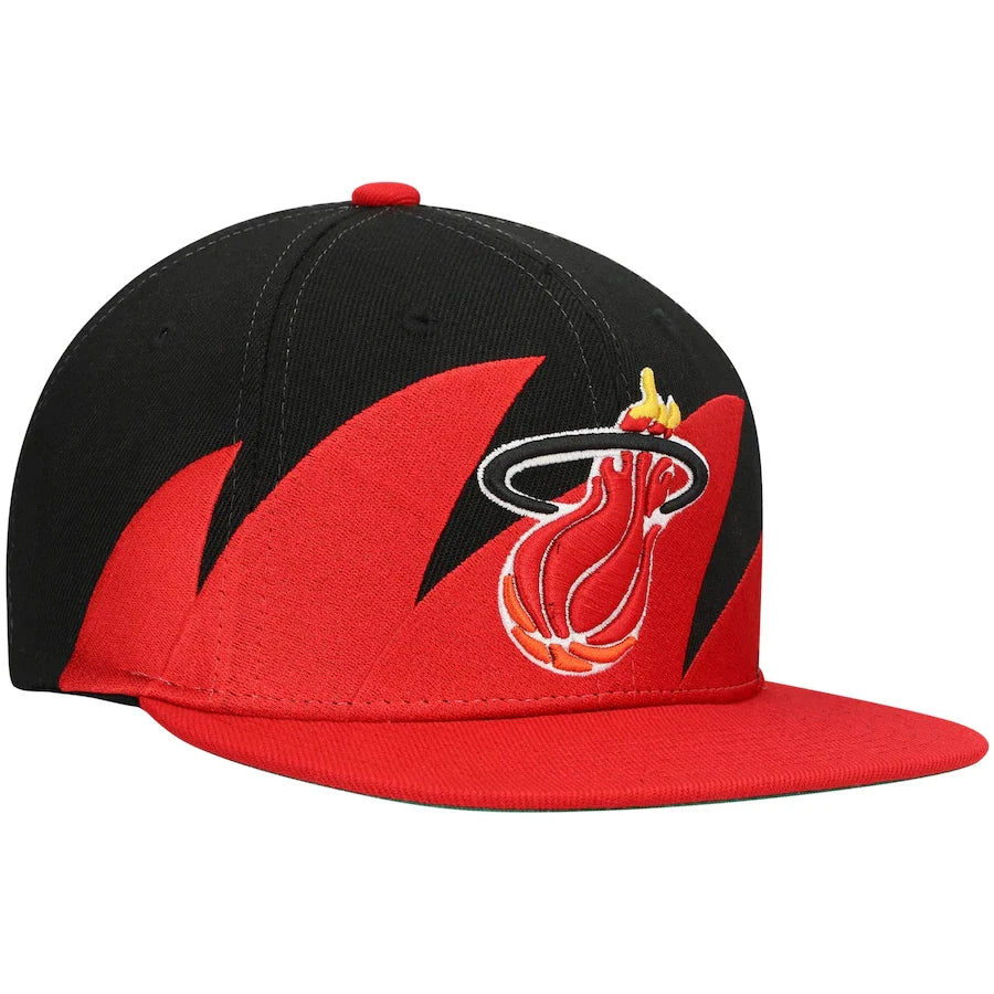 Miami Heat HWC Sharktooth Mitchell & Ness Snapback Hat product image 3, provided for visual reference and product detail