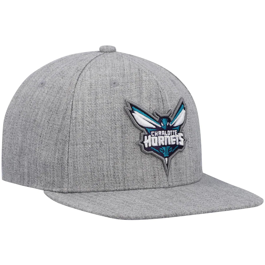 Charlotte Hornets Gray Heathered 2.0 Mitchell & Ness Snapback Hat product image 3, provided for visual reference and product