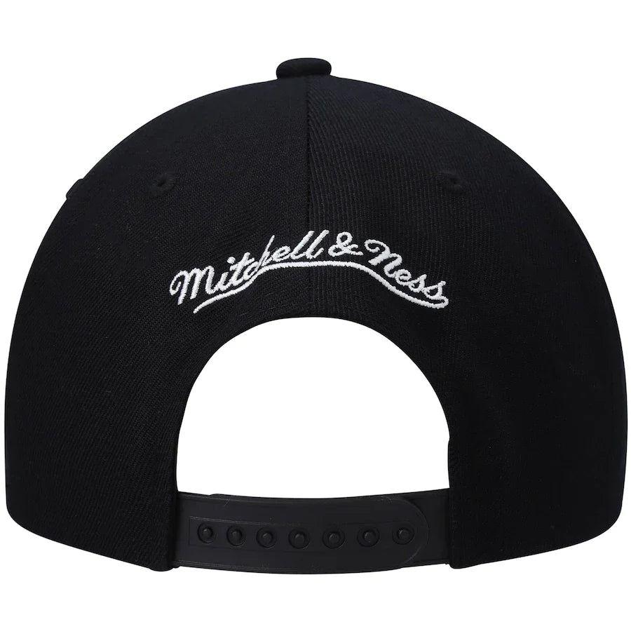 Houston Rockets Team Script 2.0 Mitchell & Ness Snapback Hat product image 4, provided for visual reference and product