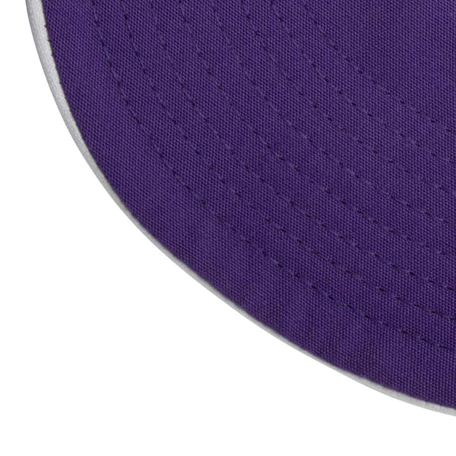 Los Angeles Lakers Mitchell & Ness Gray/Black Heathered Underpop Snapback Hat for Men product image 5, provided for visual
