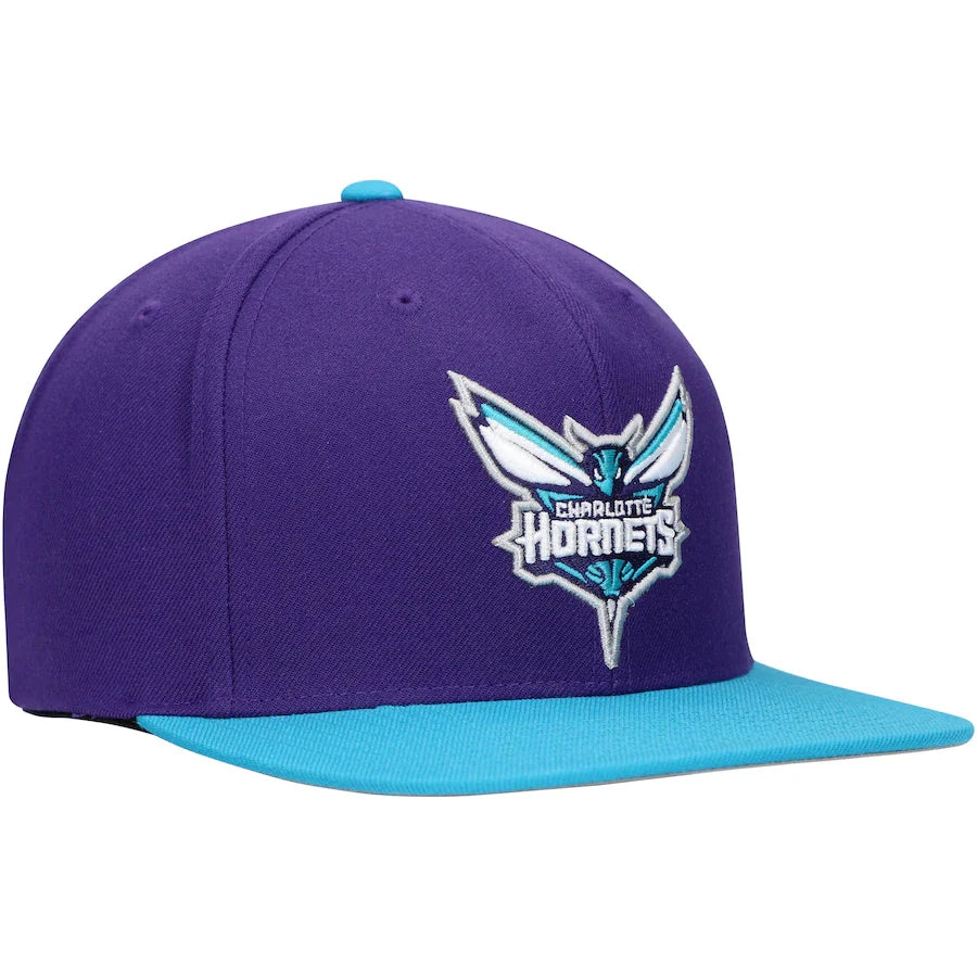 Mens NBA Charlotte Hornets 2 Tone Purple and Teal Mitchell And Ness Basic Core Snapback Hat product image 3, provided for