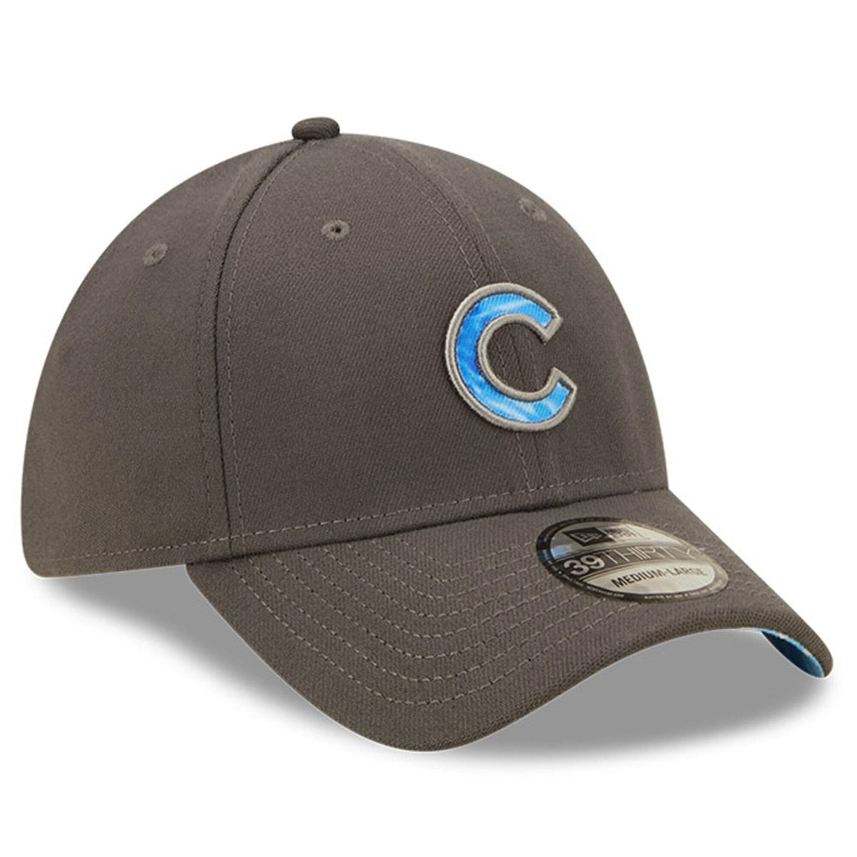 Chicago Cubs New Era 2022 Father's Day 39THIRTY Flex Hat - Graphite product image 3, provided for visual reference and
