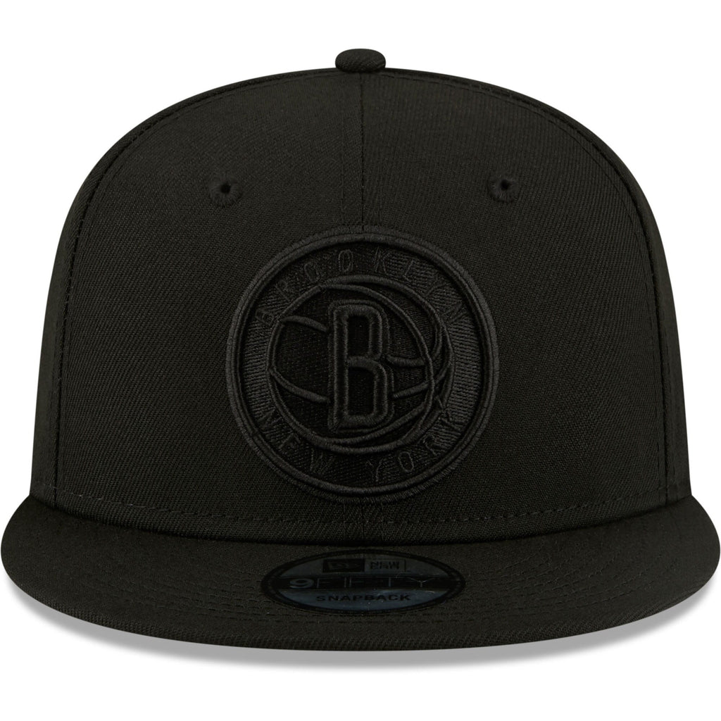 Brooklyn Nets New Era Black On Black Color Pack 9FIFTY Snapback Hat for Men product image 2, provided for visual reference