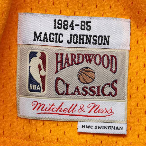 Los Angeles Lakers Magic Johnson Mitchell & Ness Gold 1984-85 Hardwood Classics Swingman Jersey for Men product image 4,