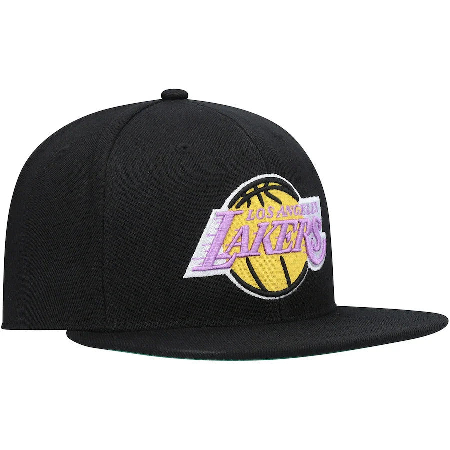 Los Angeles NBA Core Basic HWC Black Mitchell & Ness Snapback Hat for Men product image 3, provided for visual reference and