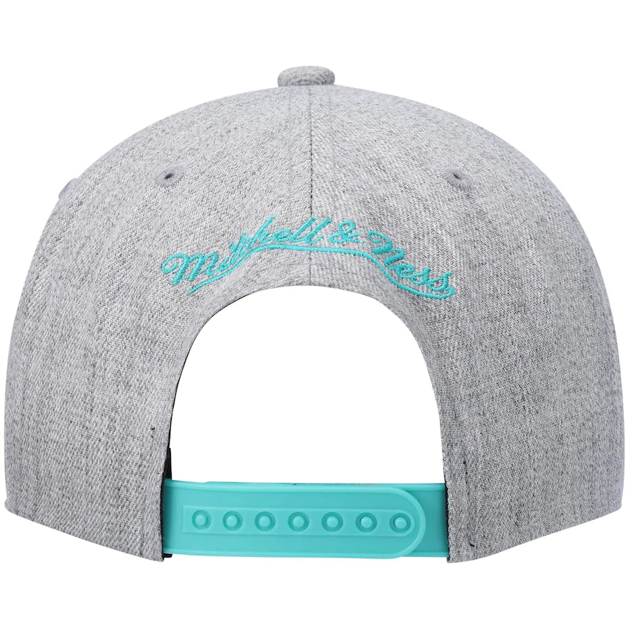 San Antonio Spurs HWC Gray Heather 2.0 Mitchell & Ness Snapback Hat product image 4, provided for visual reference and