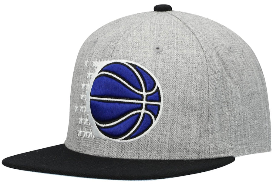 Orlando Magic Mitchell & Ness Gray/Blue Heathered Underpop Snapback Hat for Men product image 1, provided for visual
