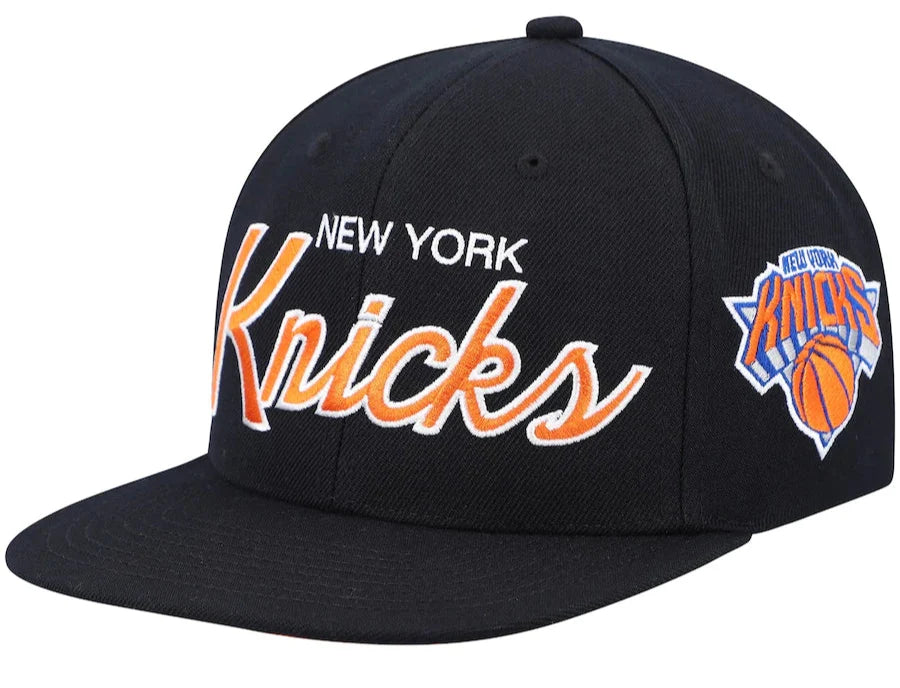 New York Knicks Team Script 2.0 Mitchell & Ness Snapback Hat product image 1, provided for visual reference and product