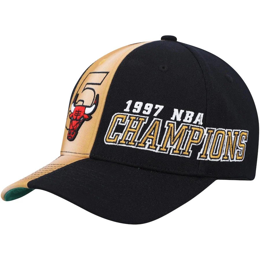 Chicago Bulls Mitchell & Ness Black Hardwood Classics 1997 NBA Champions Stretch Snapback Hat for Men product image 3,