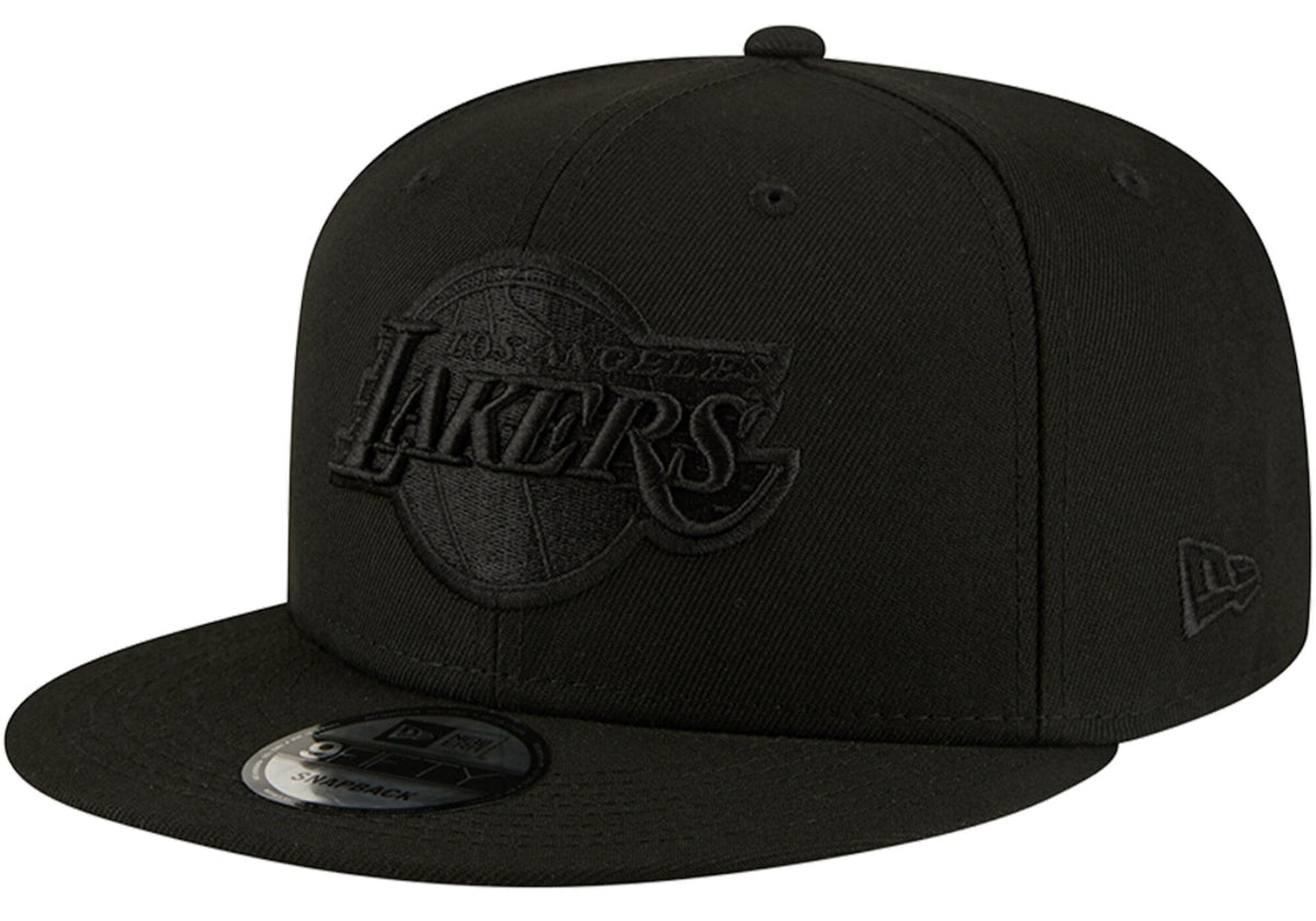 Los Angeles Lakers New Era Black On Black Color Pack 9FIFTY Snapback Hat for Men product image 1, provided for visual