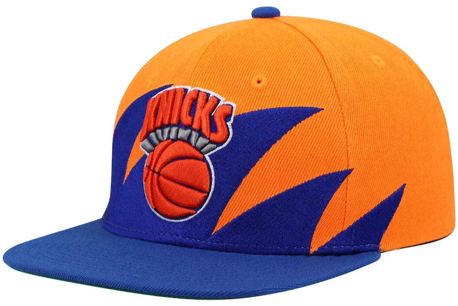 New York Knicks HWC Sharktooth Mitchell & Ness Snapback Hat product image 1, provided for visual reference and product