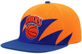 New York Knicks HWC Sharktooth Mitchell & Ness Snapback Hat product image 1, provided for visual reference and product